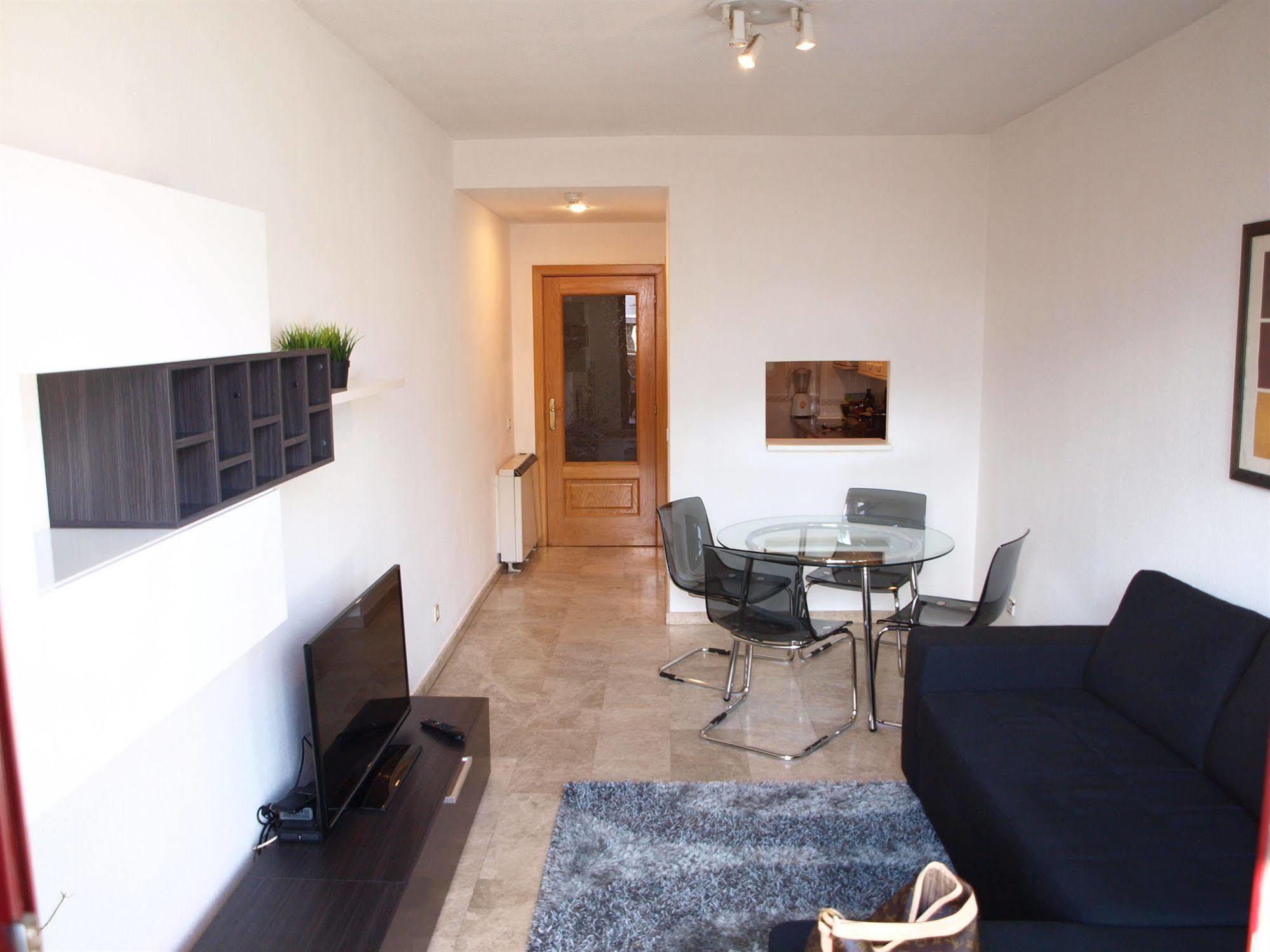 Stylish City Apartamentos Мадрид Екстериор снимка